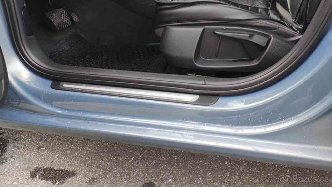 Audi A4 Avant 2,0   B8 - foto 18