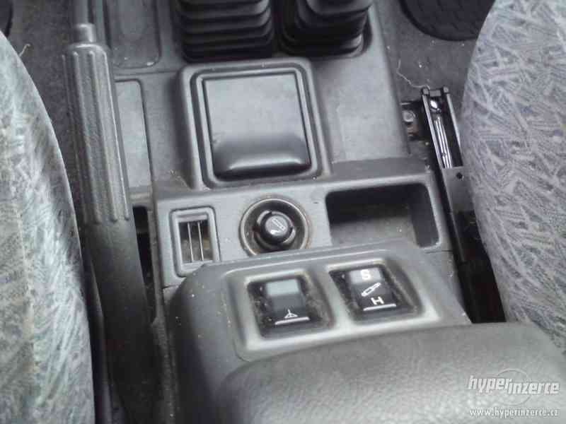 MITSUBISHI PAJERO 2,8 TD KLIMA GLS - foto 12