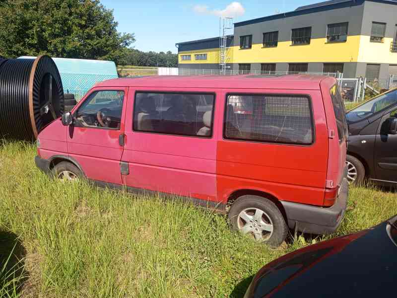Volkswagen Transporter 2,5 TDi, rok výroby 1999 - foto 2