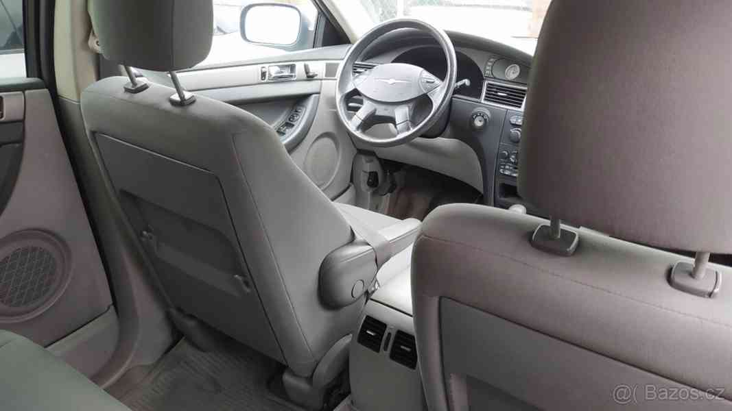 Chrysler Pacifica 4.0 LX AWD	 - foto 4