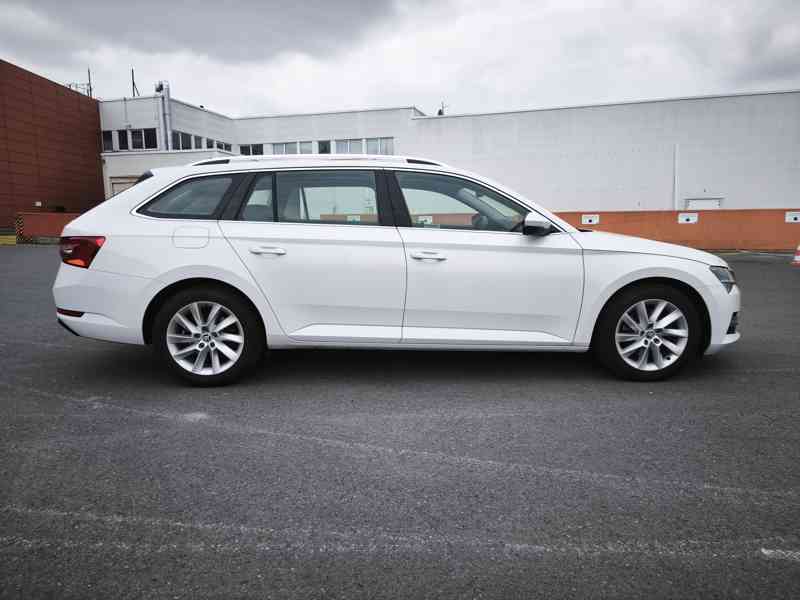 Škoda Superb combi 2.0 TDi,110kW,DSG,ČR,NAVI,DPH,kamera - foto 2