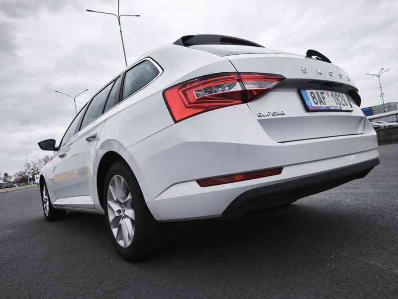 Škoda Superb combi 2.0 TDi,110kW,DSG,ČR,NAVI,DPH,kamera - foto 5