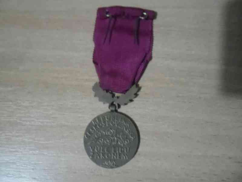 Řád 25. února - Vůle lidu zákonem - foto 2