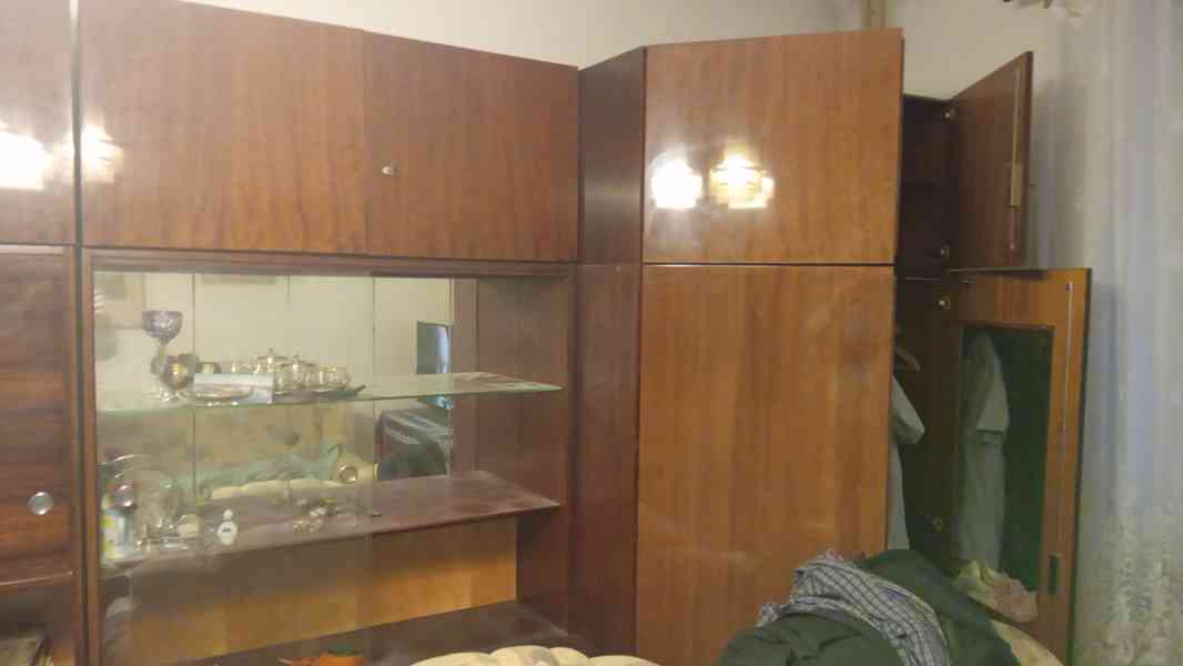 Za odvoz daruji obyvaci stenu sestavajici z 4 casti - foto 7