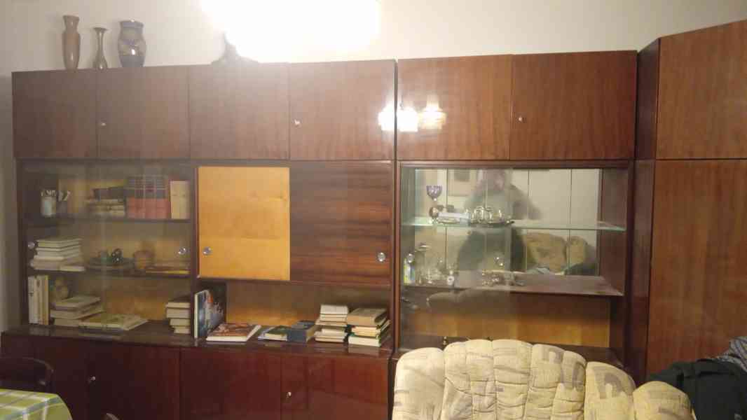 Za odvoz daruji obyvaci stenu sestavajici z 4 casti - foto 8