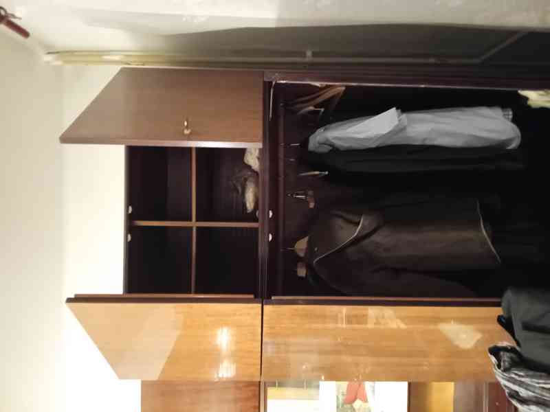 Za odvoz daruji obyvaci stenu sestavajici z 4 casti - foto 3