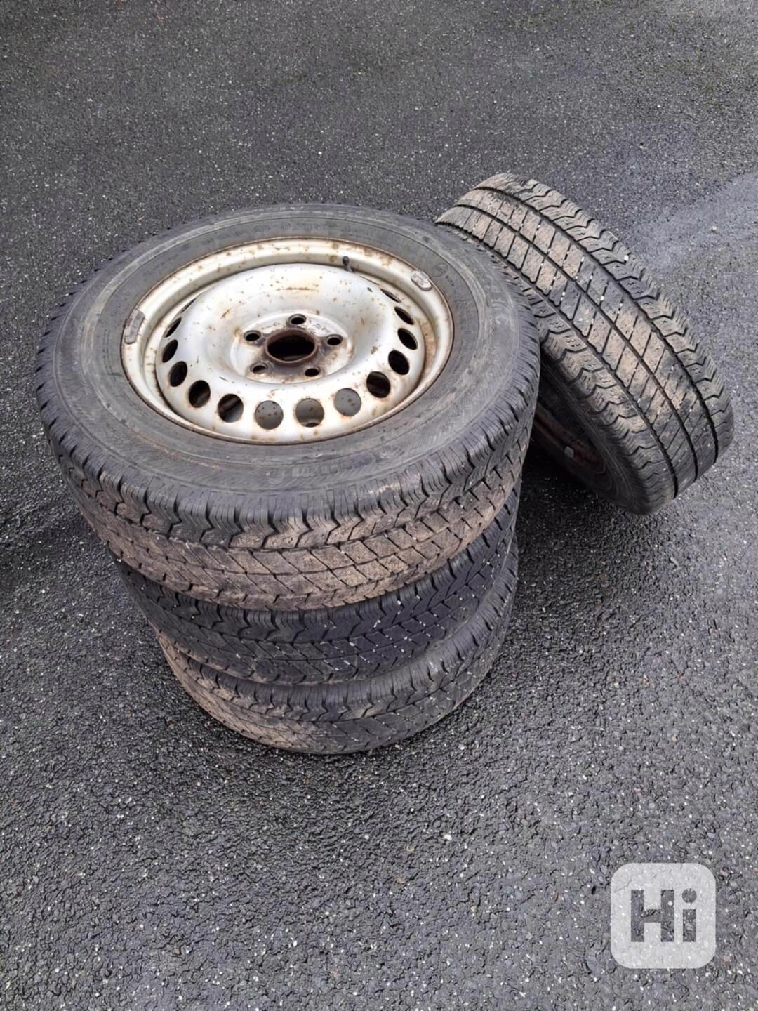 Disk 6,5Jx16H2 ET 51 + pneu 215/65 R 16C - foto 1