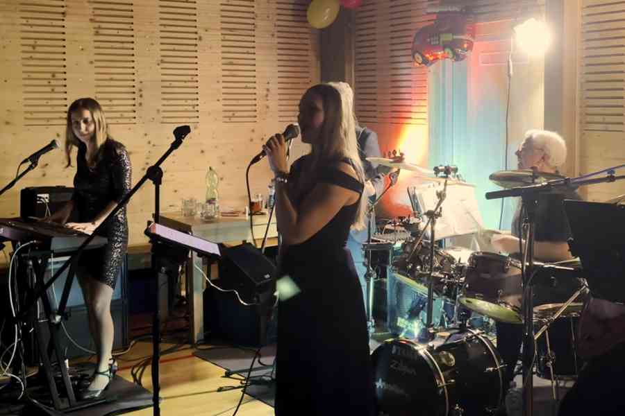 SKELET - kapela z Ústí nad Orlicí - foto 9