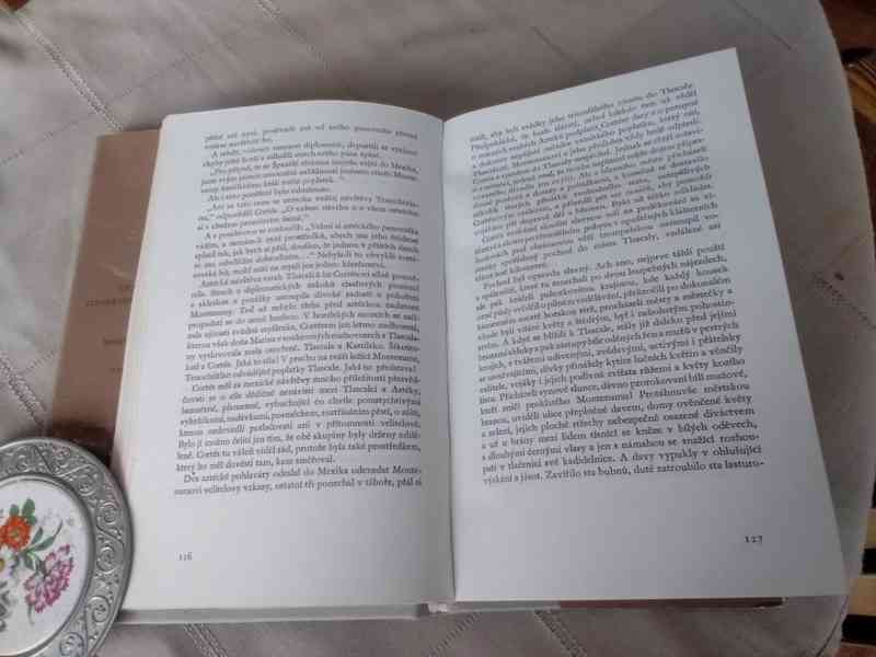 Dobyvatel - histor.román - foto 3