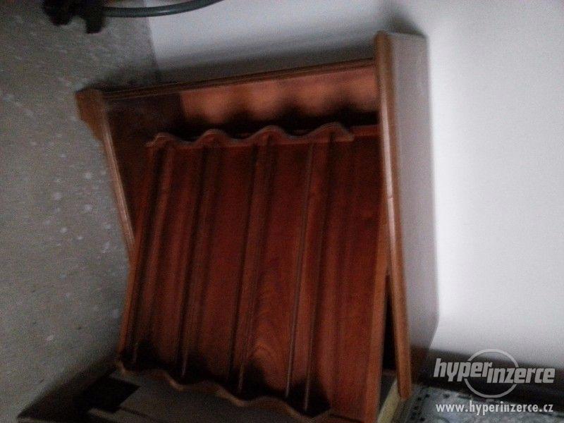rustikalni Botnikova skrinka z masivu - foto 2