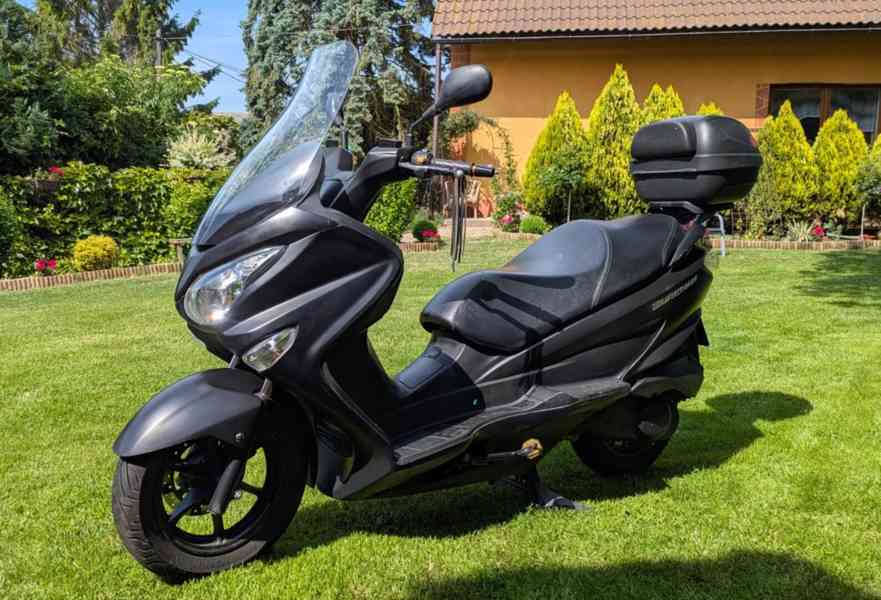 Suzuki Burgman UH 125 – TOP stav, připraven na sezónu! - foto 10