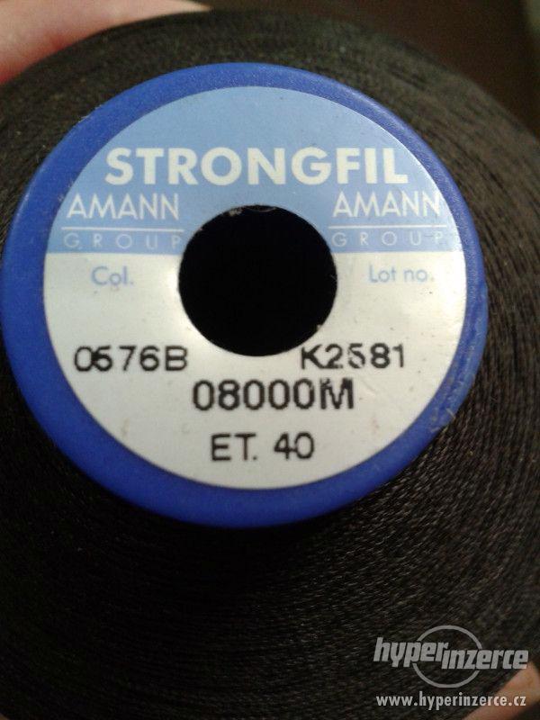 Prodám průmyslové šicí nitě AMANN Strongfil - foto 1