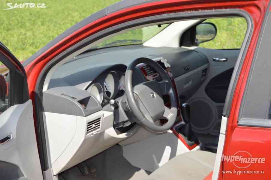 Prodám Dodge Caliber 1.8 110kW - foto 8