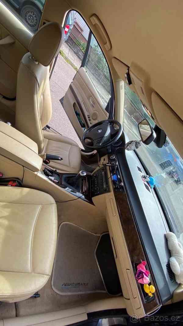 BMW Řada 3 2,5   325xi - foto 5