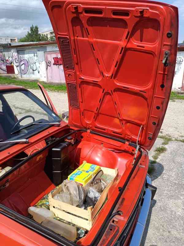 Škoda 105 L 1978 typ 742 - foto 5