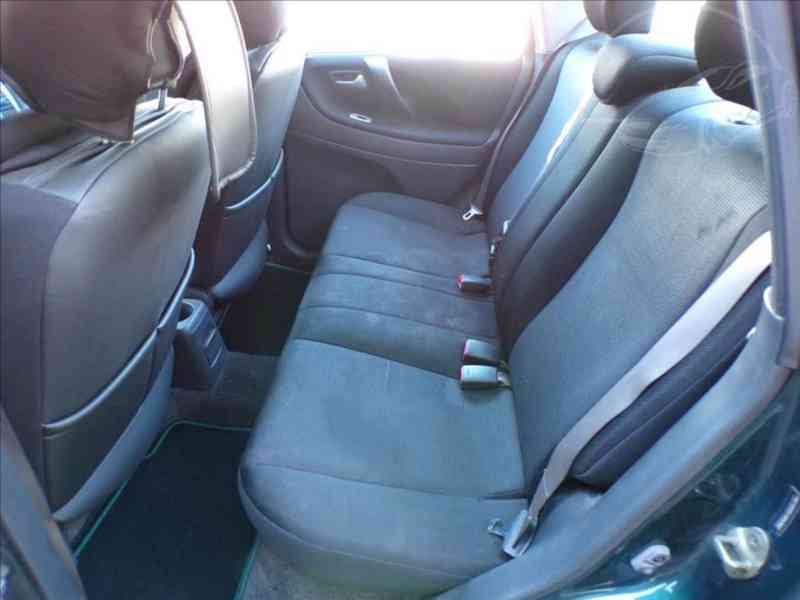 Suzuki Liana 1,6 i - foto 7