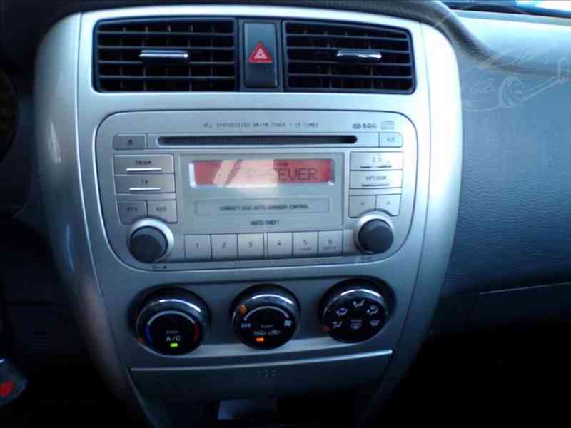 Suzuki Liana 1,6 i - foto 5
