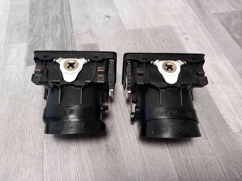 Výdechy, mřížka topení Octavia I - foto 4