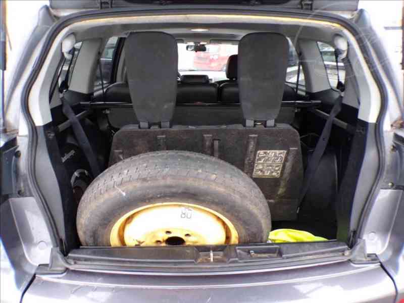 Mitsubishi Outlander 2,4 i AUTOMAT,LPG,TAŽNÉ ZAŘÍZENÍ - foto 10