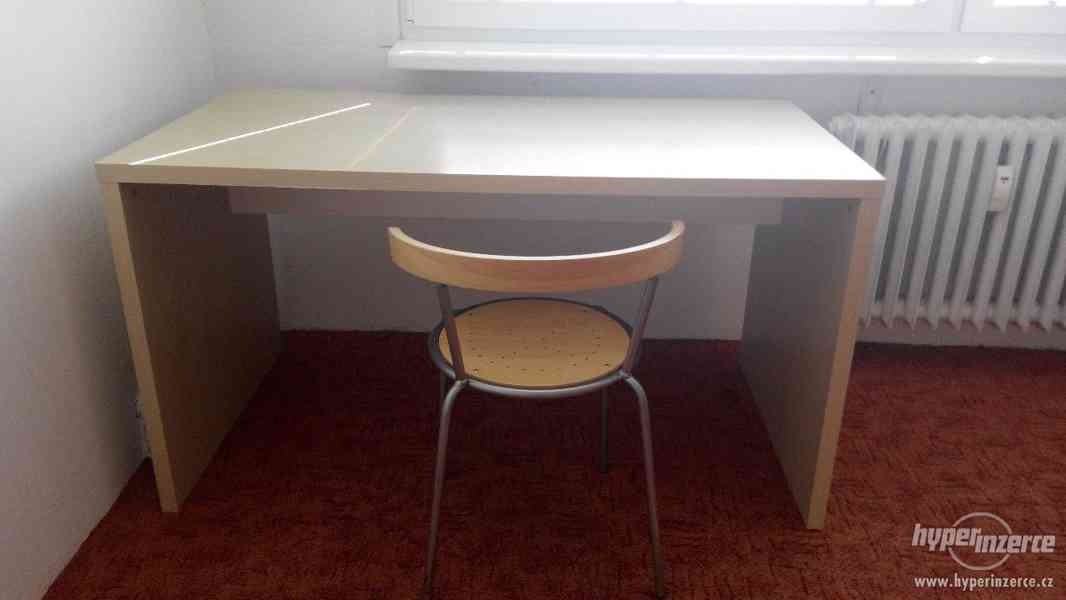 Prodám pracovní stůl včetně židle - foto 1