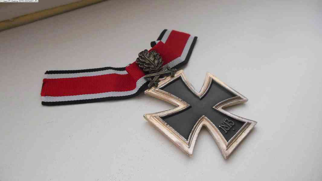 Velkokříž Ž. kříže s dubovou ratolestí a meči - foto 4