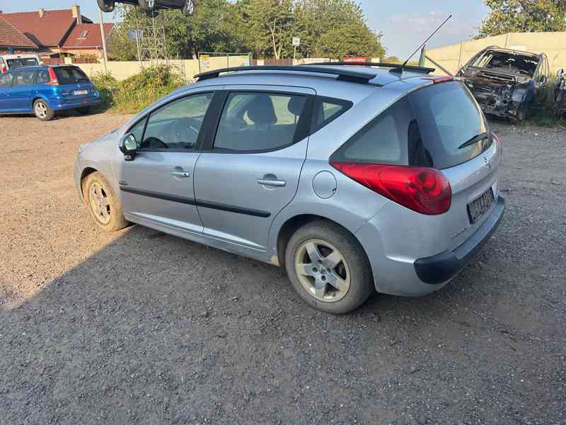 Peugeot 207SW 1,4VTI 70KW 8FS prodám náhradní díly - foto 4