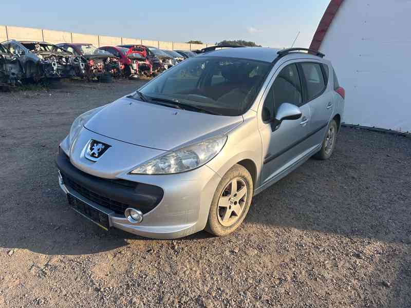 Peugeot 207SW 1,4VTI 70KW 8FS prodám náhradní díly - foto 1