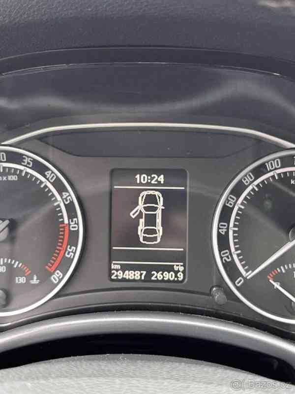Škoda Octavia 2,0   TDI CR 125kw, 2010, 295tis.km - foto 12