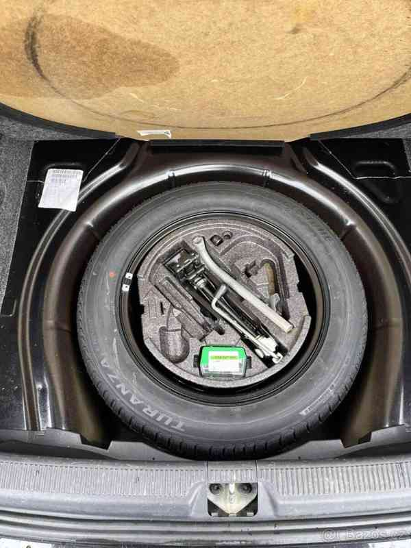 Škoda Octavia 2,0   TDI CR 125kw, 2010, 295tis.km - foto 5