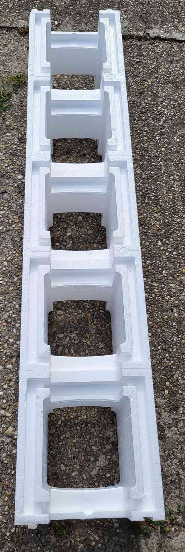 Polystyrenové tvárnice Porocell EcoBlock EPS30 125 х 25 х25 - foto 2