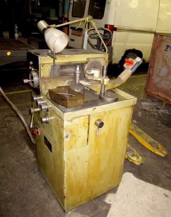 Bruska nástrojová SWSK 315 (1963.) - foto 2