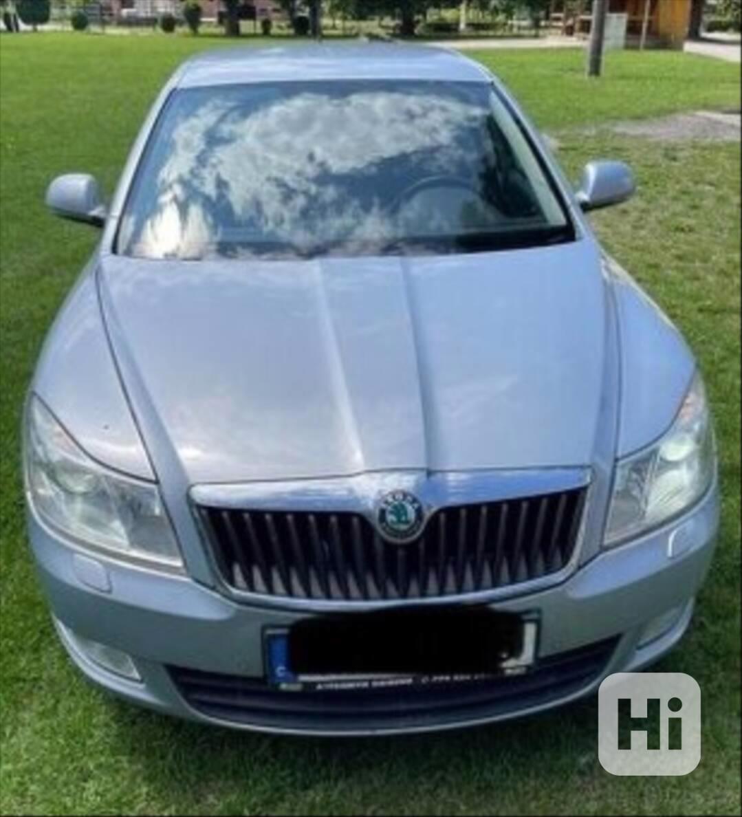 Škoda Octavia 2,0   2 - foto 1