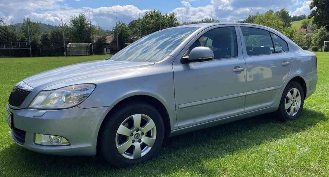 Škoda Octavia 2,0   2 - foto 2