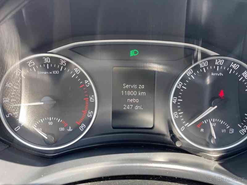 Škoda Octavia 2,0   2 - foto 13