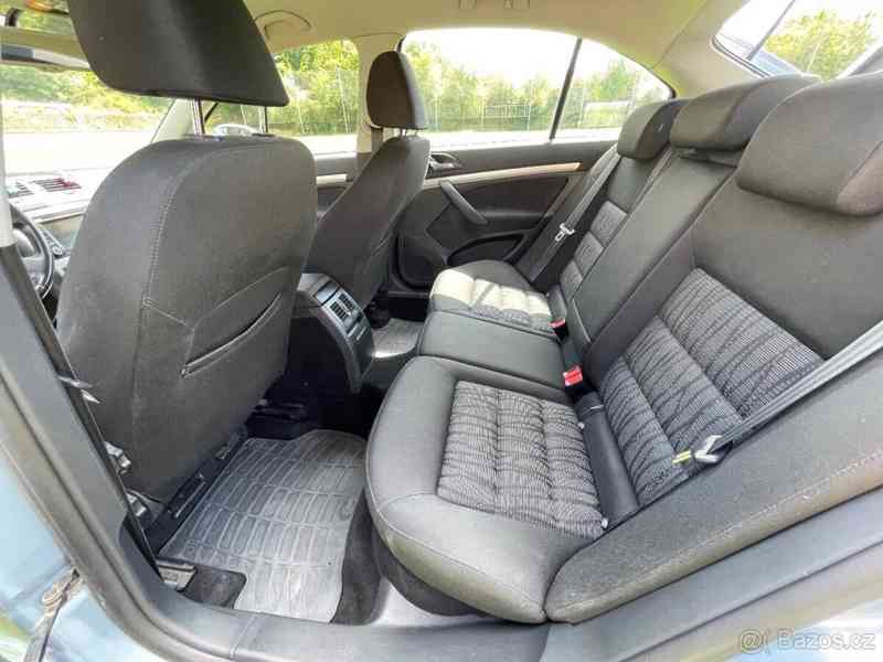 Škoda Octavia 2,0   2 - foto 6