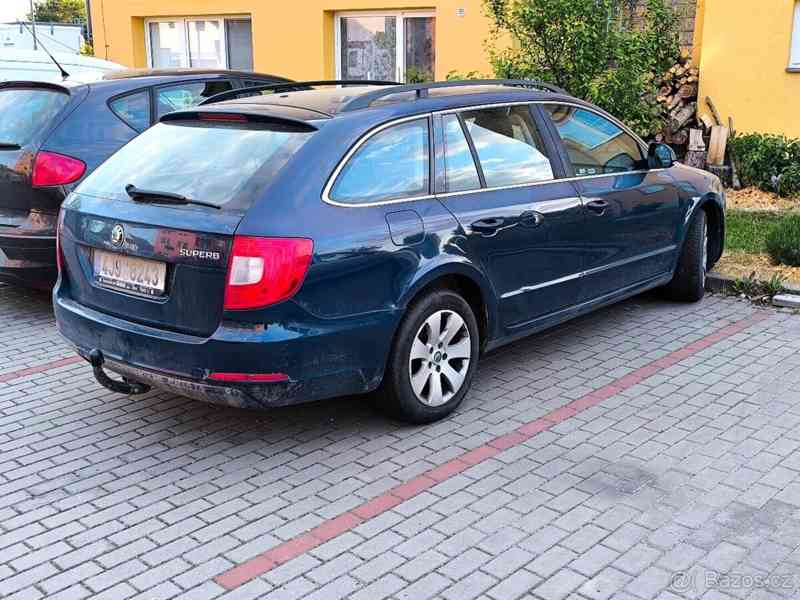 Škoda Superb 2,0   2 125 kw - foto 2