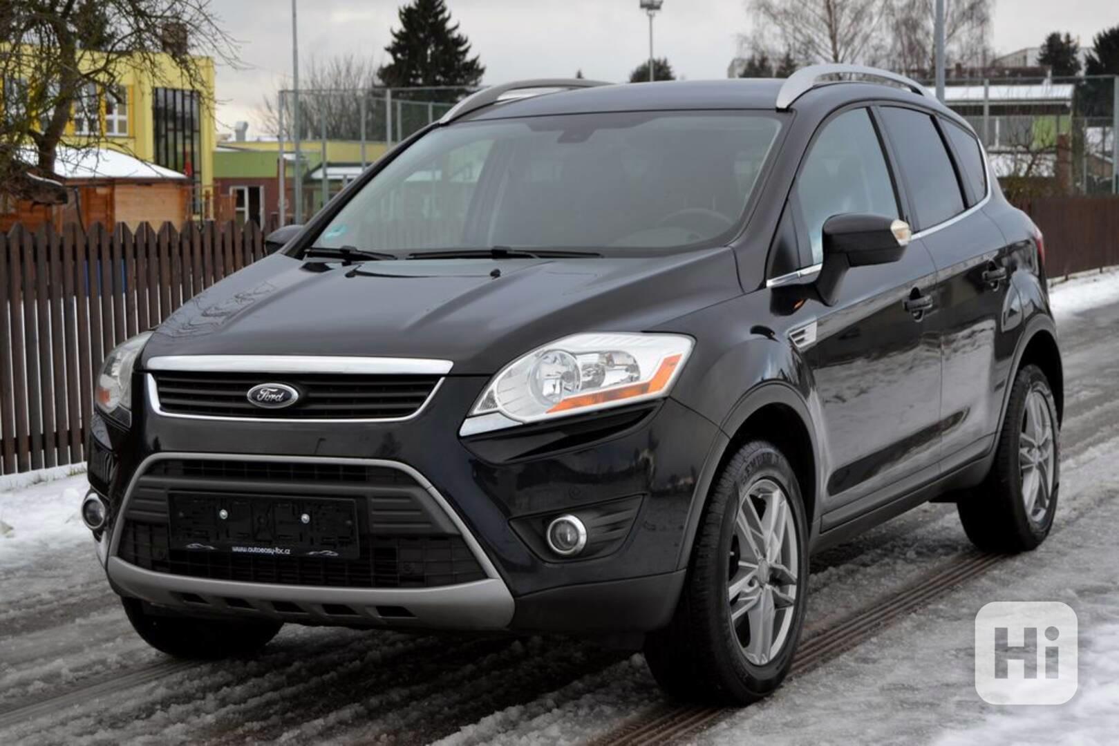 Ford Kuga 2.0TDCI 103kW Champions Edition 4x4 - foto 1