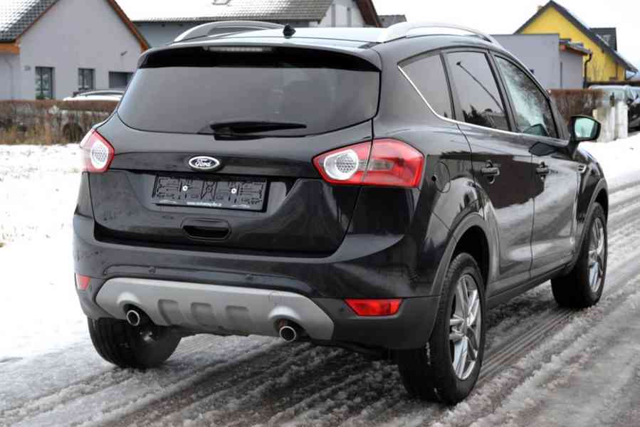 Ford Kuga 2.0TDCI 103kW Champions Edition 4x4 - foto 4