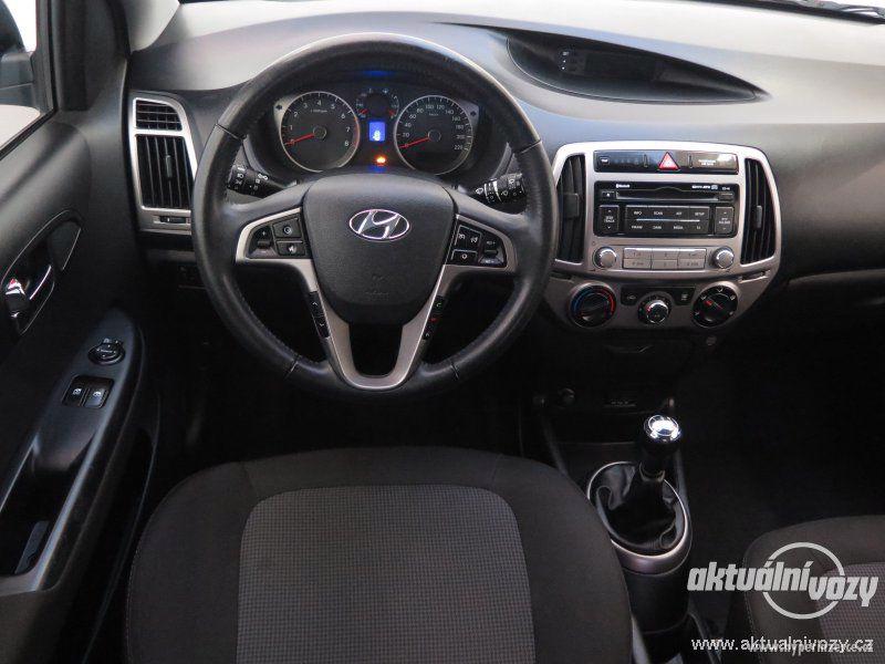 Hyundai i20 1.2, benzín,  2014 - foto 14