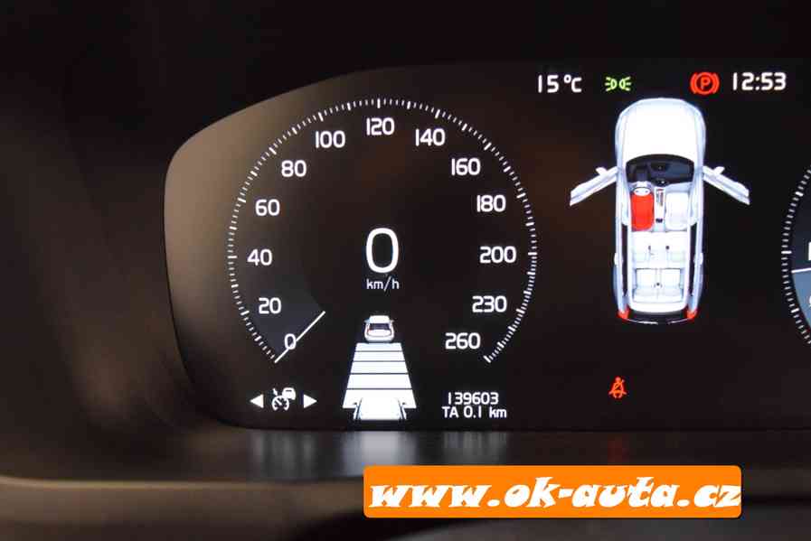 Volvo XC 90 2.0 D5 AWD 7 MÍST 138 000 KM 2018-DPH  - foto 20