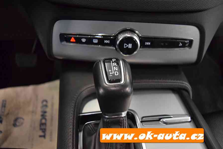 Volvo XC 90 2.0 D5 AWD 7 MÍST 138 000 KM 2018-DPH  - foto 16