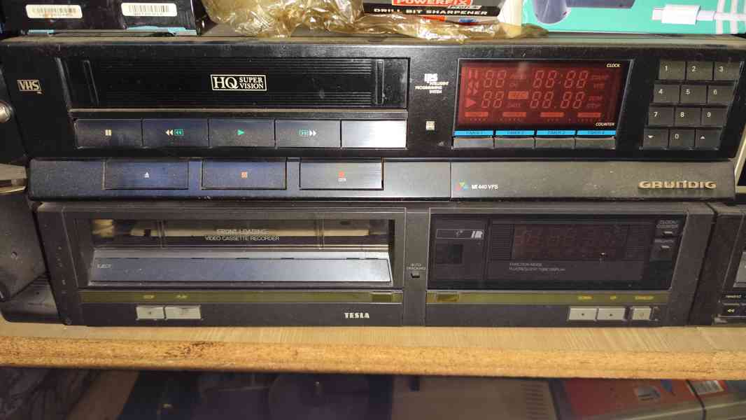 Staré VHS a BETA plus kazety - foto 2