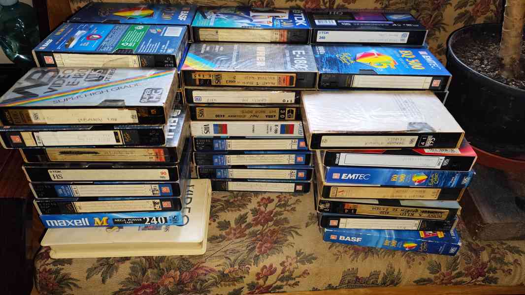 Staré VHS a BETA plus kazety - foto 6