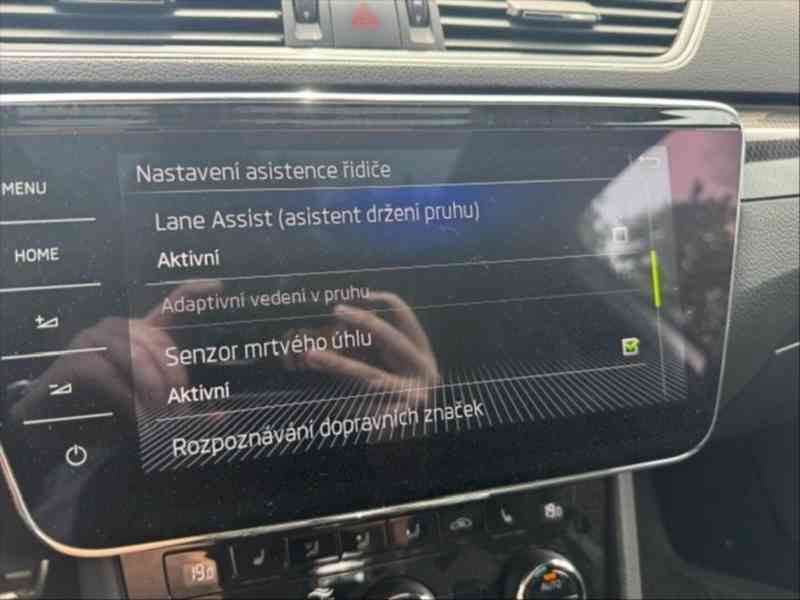 Škoda Superb 2,0   TDI 140kW, 4x4, DSG - foto 10