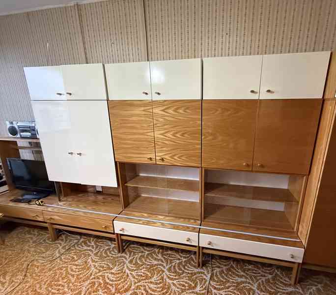 Obývací stěna délky 340 cm, výšky 187 cm - ZA ODVOZ - foto 2