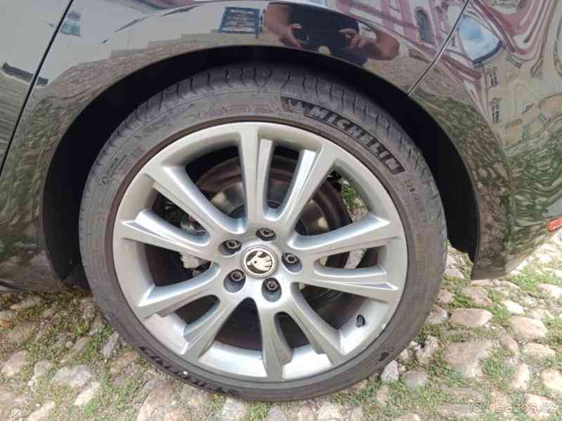 Volkswagen Golf 1,9 TDI 103kW - foto 10