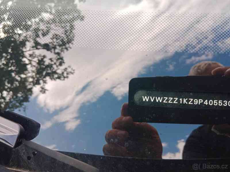 Volkswagen Golf 1,9 TDI 103kW - foto 7