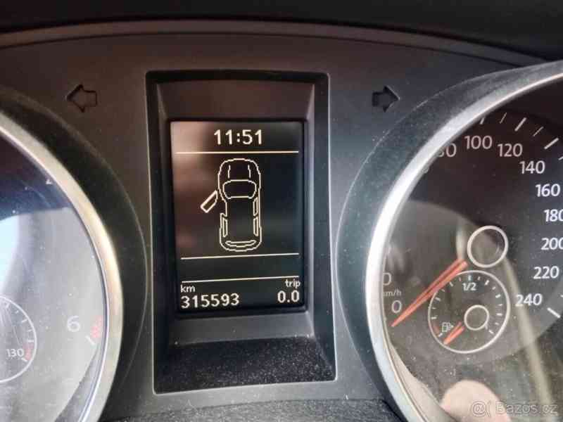 Volkswagen Golf 1,9 TDI 103kW - foto 18