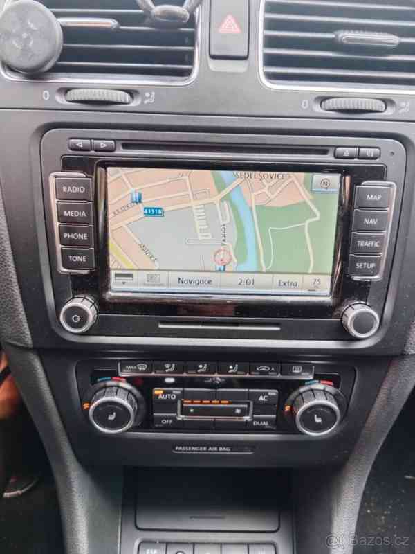 Volkswagen Golf 1,9 TDI 103kW - foto 17