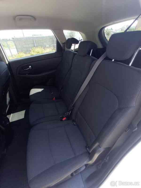 Kia Carens 1,7   Comfort plus CRDI, 2016, 1.maj - foto 5